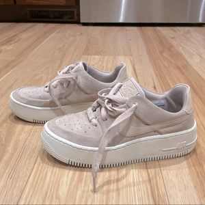 Nike Air Force 1 Sage Low